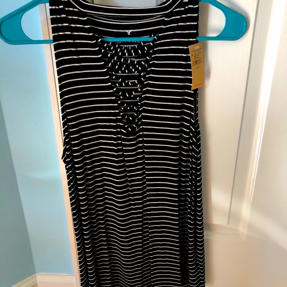 american eagle tank top
